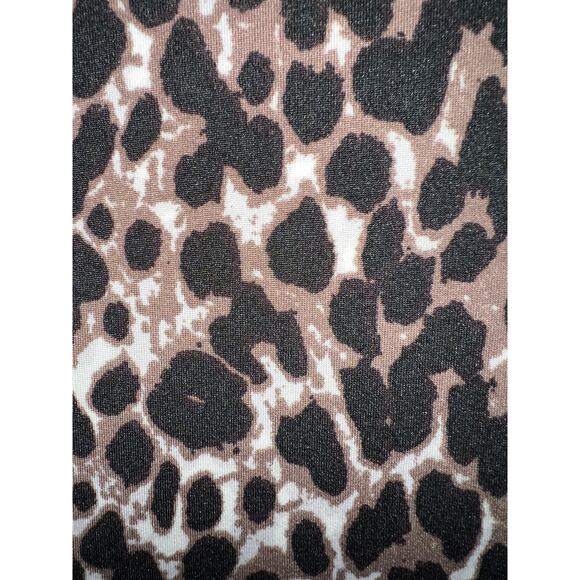 💜 3/$25 💜 Flattering Women with Control Medium Tall TUNIC TOP Leopard - Picture 4 of 11